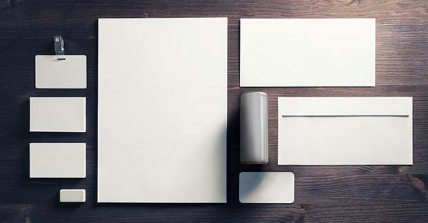 Printprodukte wie Briefbogen, Umschläge und Visitenkarten